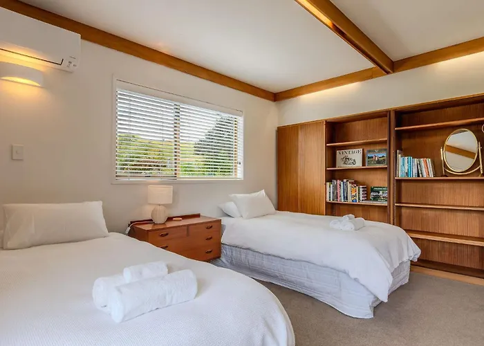 Highfield On High - 50m To The Redwoods Forest With Pool *